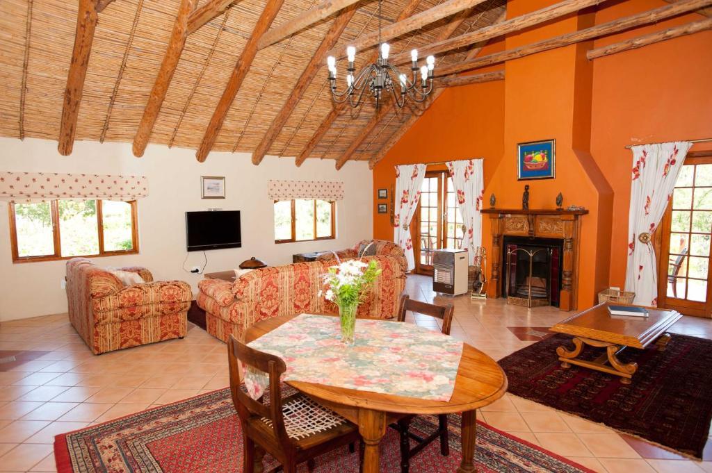 7 Church Street Guest House Montagu Bilik gambar